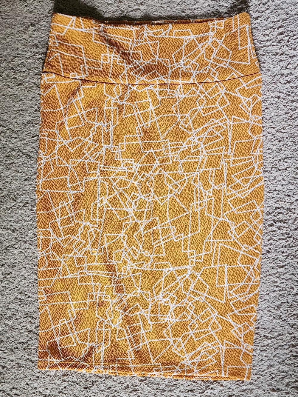 Small LuLaRoe Cassie Mustard Yellow Geometric Pencil Skirt